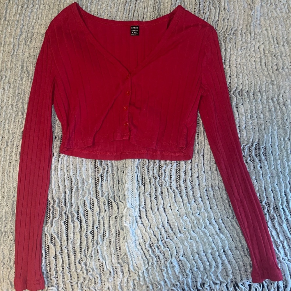 Red long sleeved crop top
